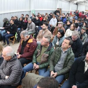 Gran apoyo de los oradores en la primera jornada de la Audiencia Pública de PSJ Cobre Mendocino 11.08.03-700×467