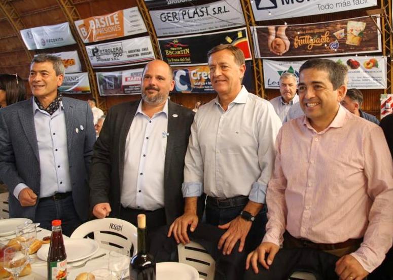Suárez en Alvear: cómo respondió a las críticas Almuerzo Of 1