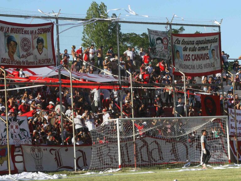 huracan-las-heras-quita