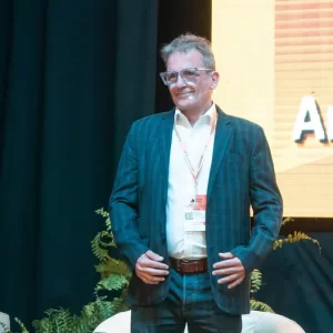 30-octubre-2025-argentina-mining-cuyo-2025-nave-cultural-mineria-javier-oyenart-presidente-del-colegio-agrimensura-mendoza