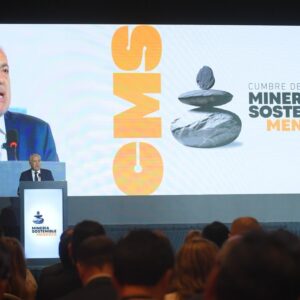 Cornejo: “Queremos destacarnos en el mapa minero mundial” Dimos un paso histórico para la matriz productiva de nuestra provincia. Hoy comienza la primera Cumbre de Minería Sostenible de Mendoza, un evento que marca un antes y un después, ratificando la seriedad y responsabil