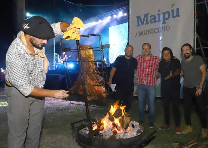 Maipú tuvo un gran éxito en su primer Festival del vacío a la llama. FB_IMG_1678133866624