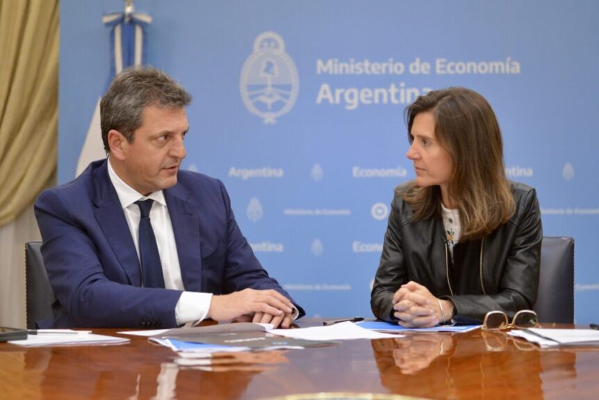 Fernanda Raverta y Sergio Massa