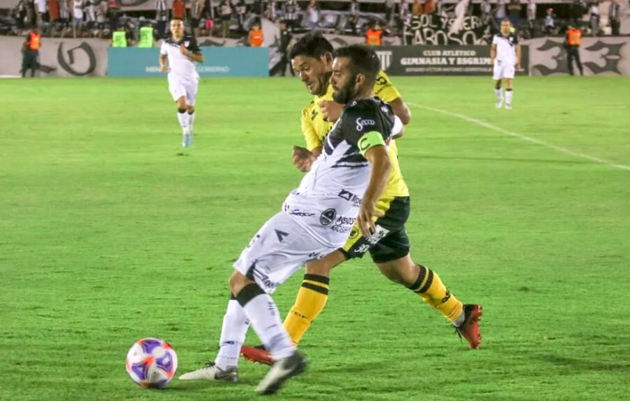 Gimnasia 0 – Flandria 0