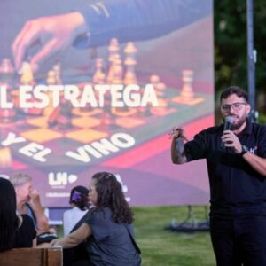 Historia, música y vino: un éxito en Las Heras HMV12-1536×1024