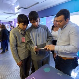 LAS HERAS recibió el Aula Móvil de Fundación YPF Imagen-de-WhatsApp-2025-10-14-a-las-16.13.58_61fde84c-1536×1023