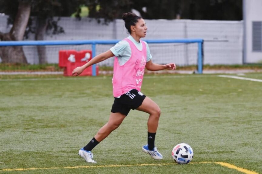 Juli Cruz seleccion