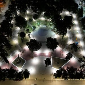Led-Plaza-Bowen-13-1200x675