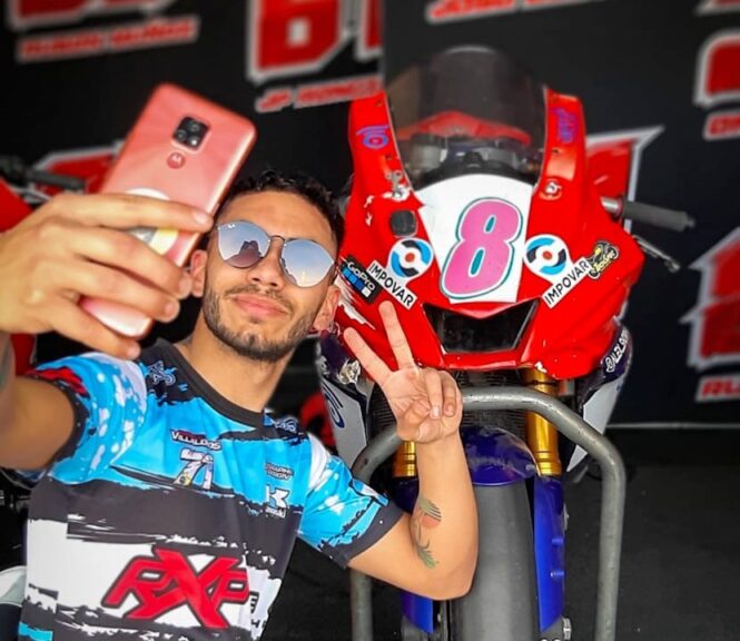 El mendocino Villalobos hizo podio en el GP3 de Chile Mariano Villalobos