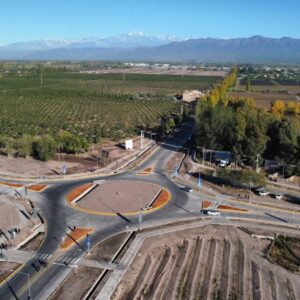 El Gobierno provincial concluye y ejecuta en el último año 443 km de rutas, puentes y ordenadores viales por $326.000 millones Nota8-1200x675