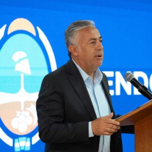 MENDOZA sale a buscar inversiones al mundo: energía y minería, en el centro de la escena en Londres SAK09160-scaled-e1776962936385-980x551-1