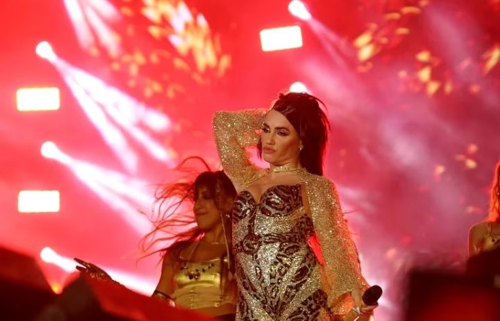 Lali Espósito la rompe en el estadio Vélez Screenshot_20230306-113113_Chrome