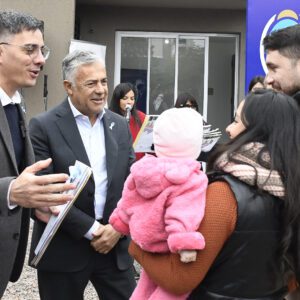 42 familias de GUAYMALLÉN ya tienen las llaves del barrio Terruño — y en 2026 ya van 236 viviendas entregadas en el departamento Viviendas-1