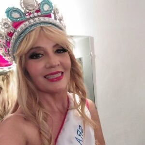 En Mendoza también....tiene mas de 60 años y se presento a Miss Universo WhatsApp Image 2024-05-03 at 7.13.31 PM