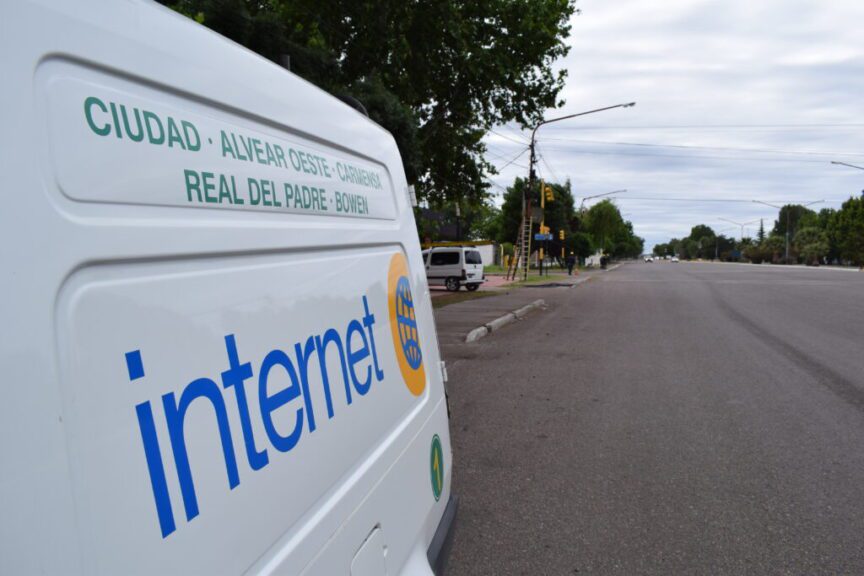 cecsagal_internet_camioneta_cables04