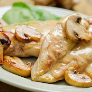 chicken_in_creamy_mushroom_sauce