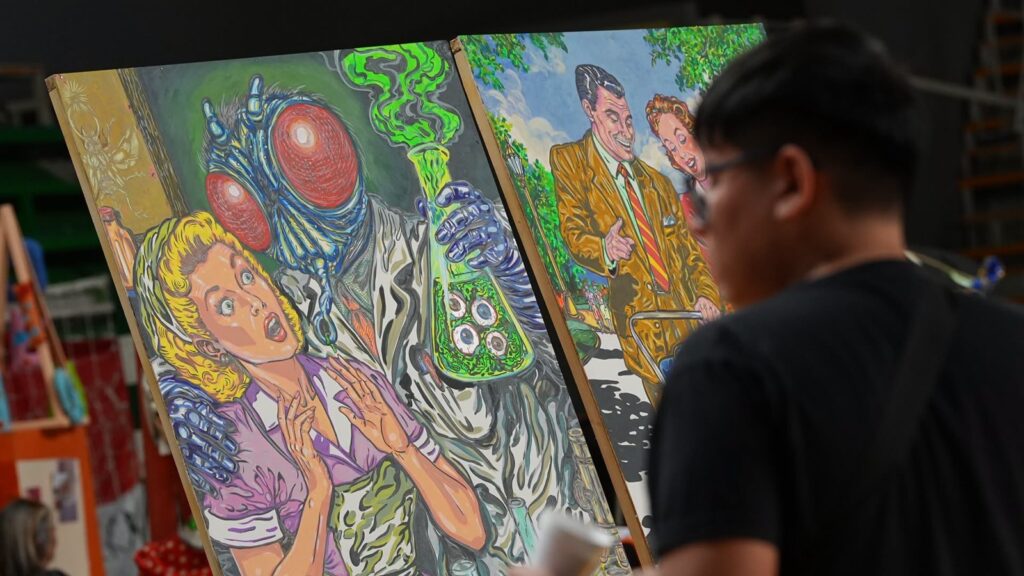Obras pictóricas expuestas en la feria