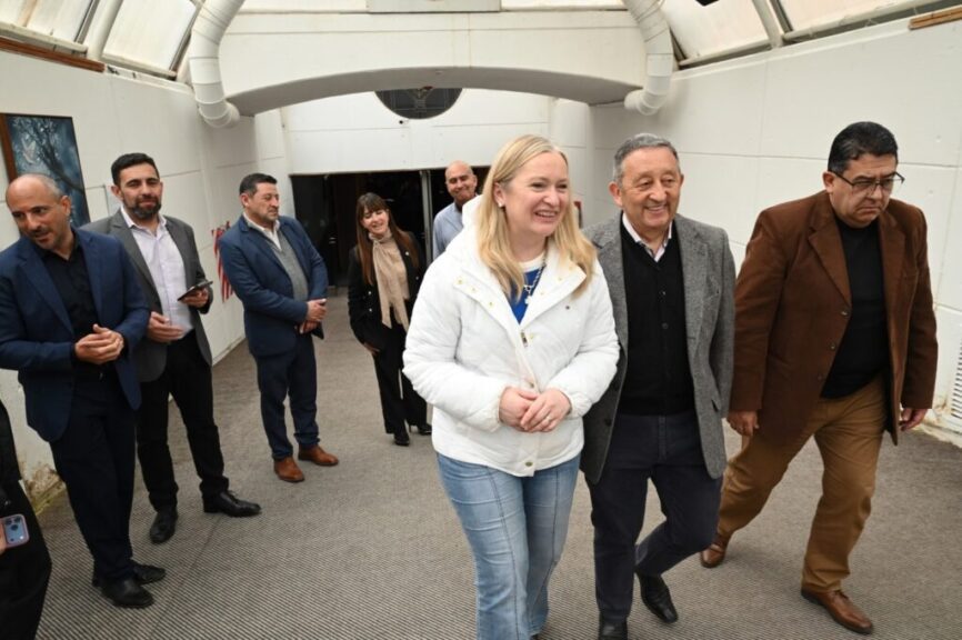 Autoridades llegan a la galería del Centro de Convenciones