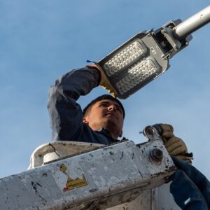 La Municipalidad de RIVADAVIA avanza con la modernización del alumbrado público racambio-luminarias-led-rivadavia